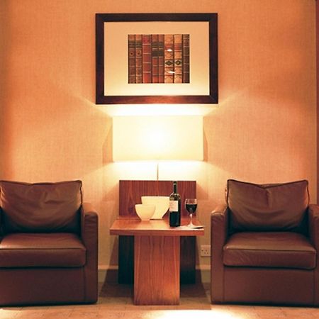 รีเจนซี พาร์ค โฮเต็ล Hotel ทัตแชม ภายใน รูปภาพ
