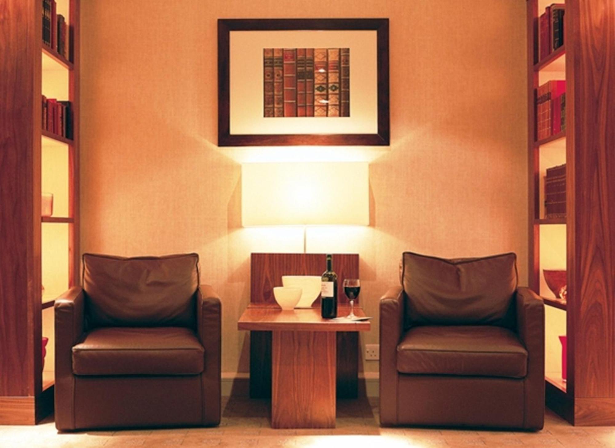 รีเจนซี พาร์ค โฮเต็ล Hotel ทัตแชม ภายใน รูปภาพ